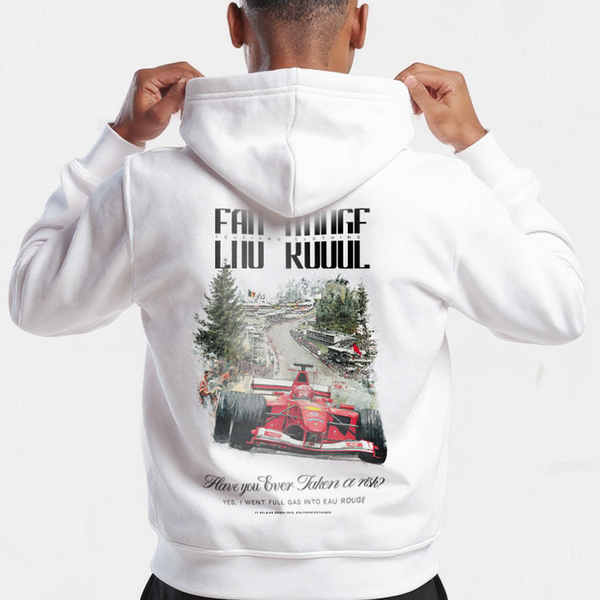 Sweat blanc Spa Grand Prix Édition, gros plan sur le design Eau Rouge avec monoplace rouge sur le circuit