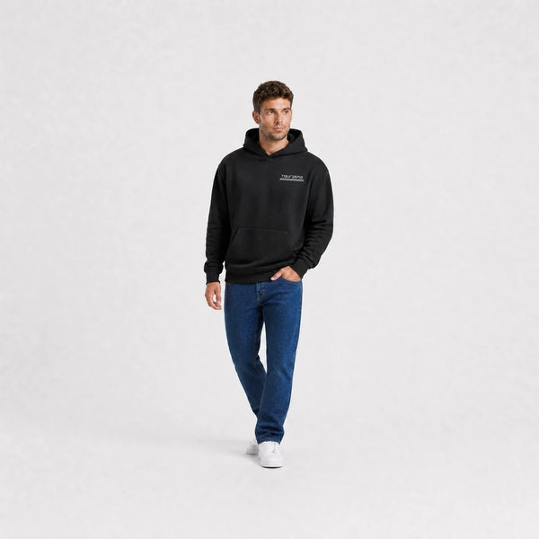 Sweat F1 Franco Colapinto Signature noir vu de face en plan large avec logo Tourismo