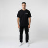T-shirt BMW M3 G80 noir porté, vue de face en entier, style streetwear premium