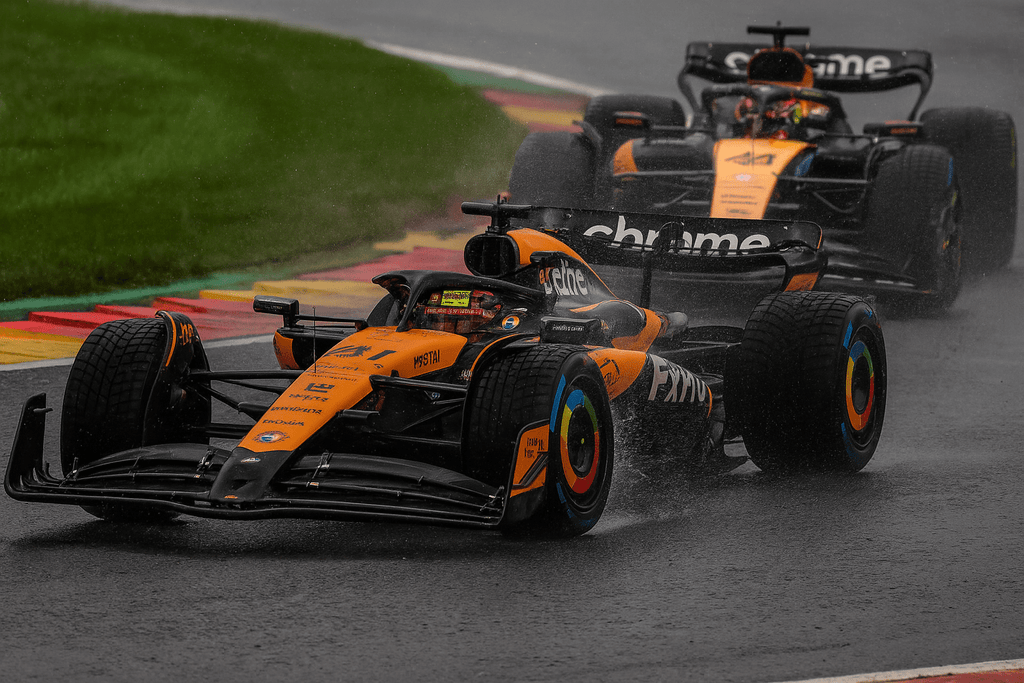 Illustration de l'article Tourismo : Grand Prix de Belgique 2025 : Piastri dompte Spa sous la pluie, Norris impressionne