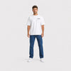 T-shirt Alpine A110 blanc vu de face en plan large avec logo Tourismo