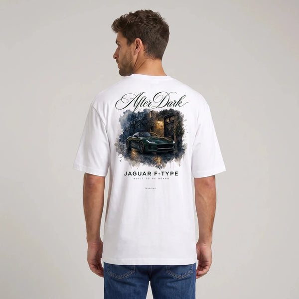 T-shirt Jaguar F-Type After Dark blanc porté de dos en plan rapproché